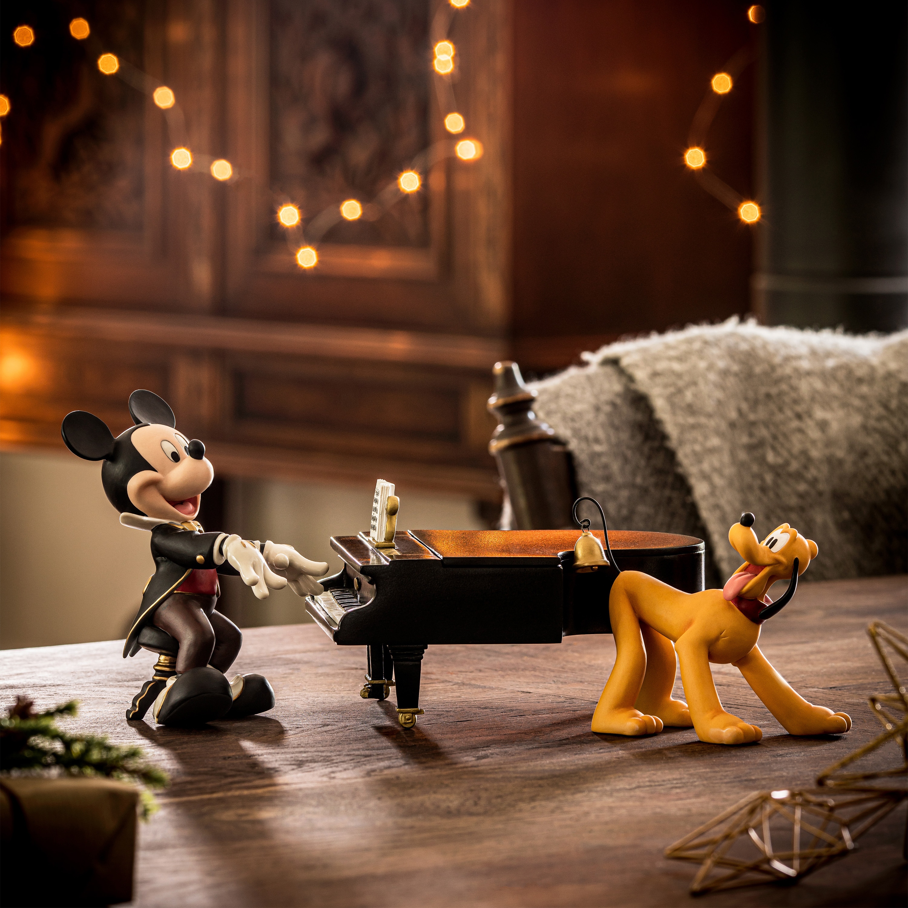 Disney Juleshow - Mickey Mouse og Pluto ved klaveret