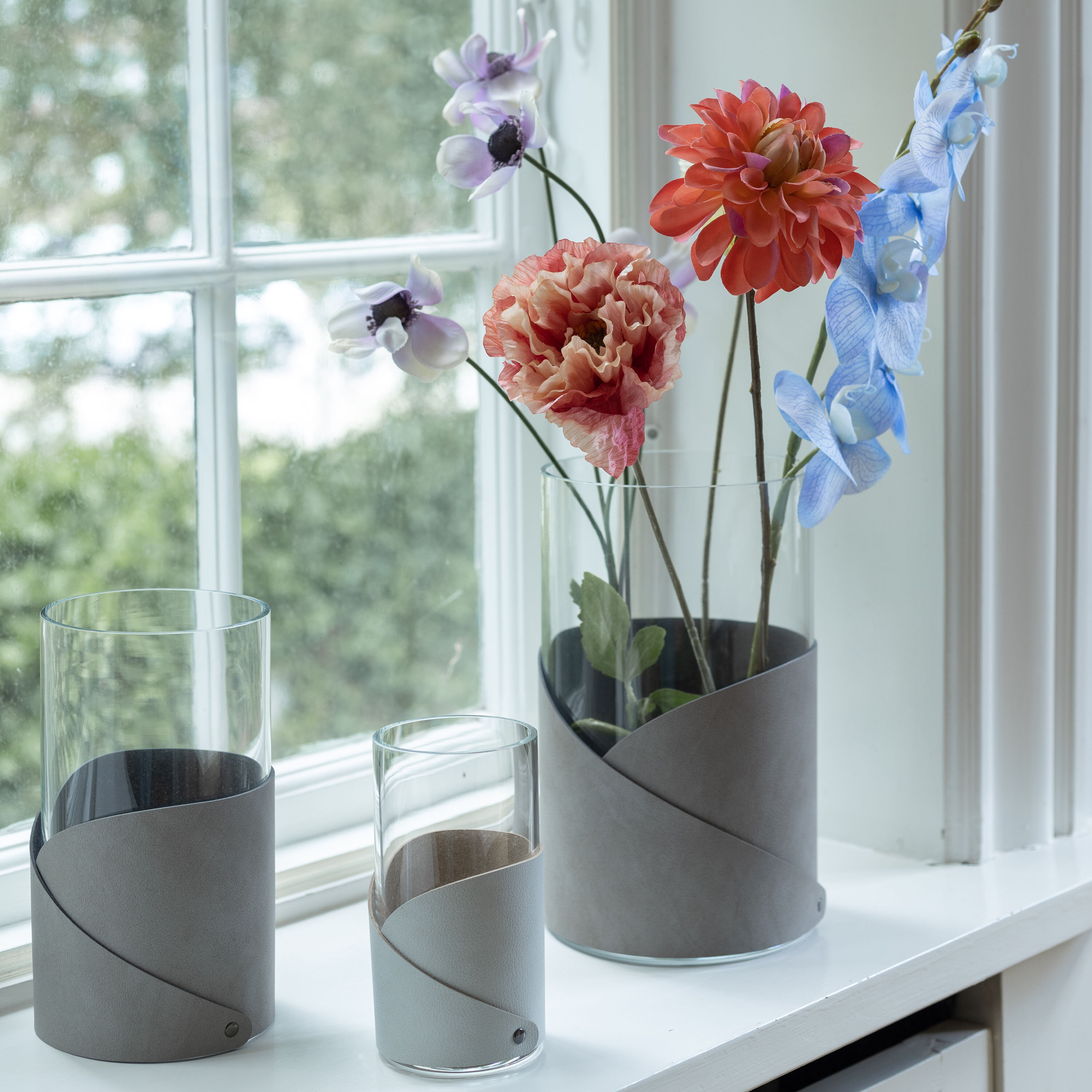 Lind DNA Fold vase 11 x 20 cm, Light Grey