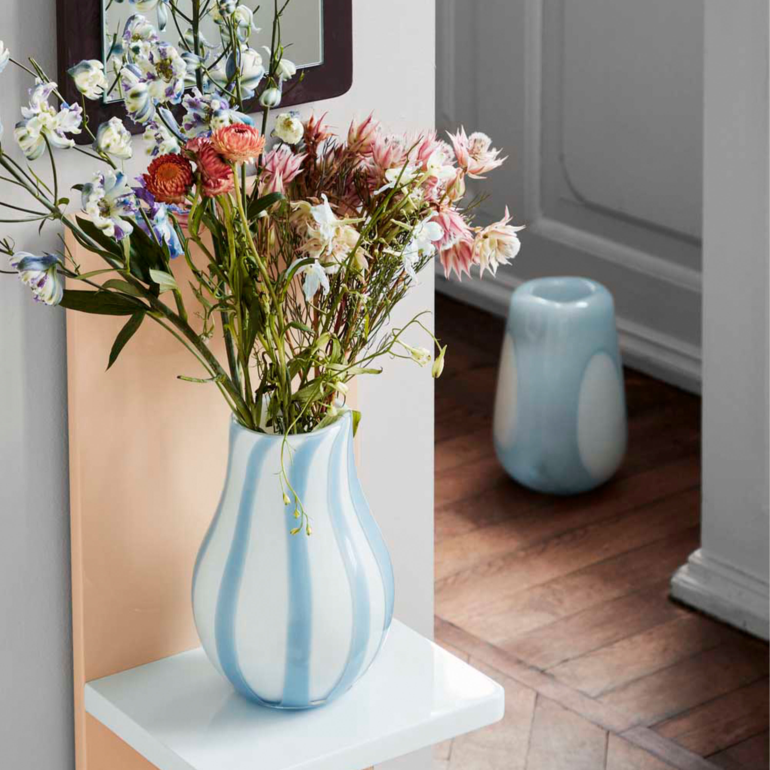 Broste Copenhagen Ada Stripe vase 15,5 x 22,5 cm, Air Blue