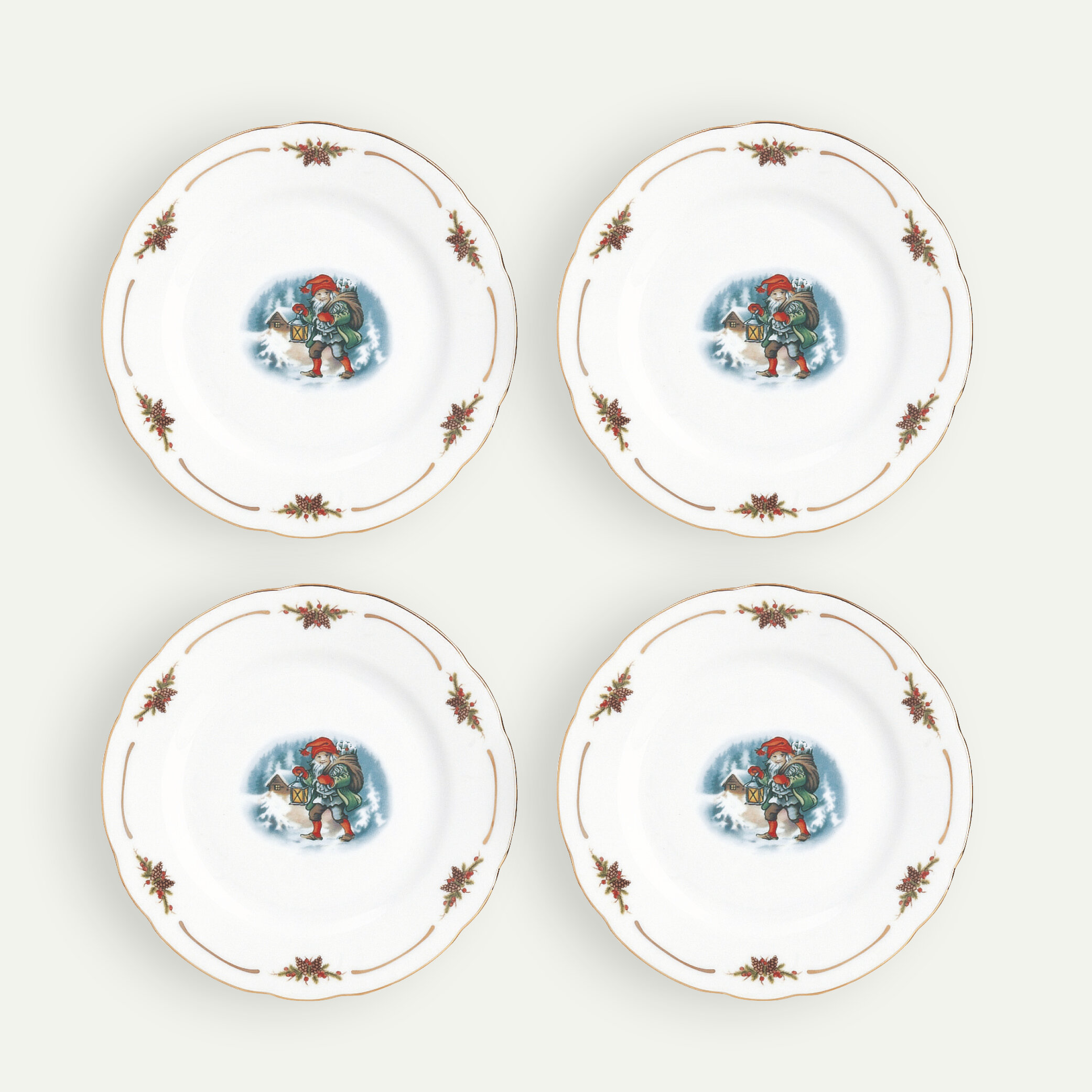 Traditional Christmas Plate, 19 cm, 4-pack