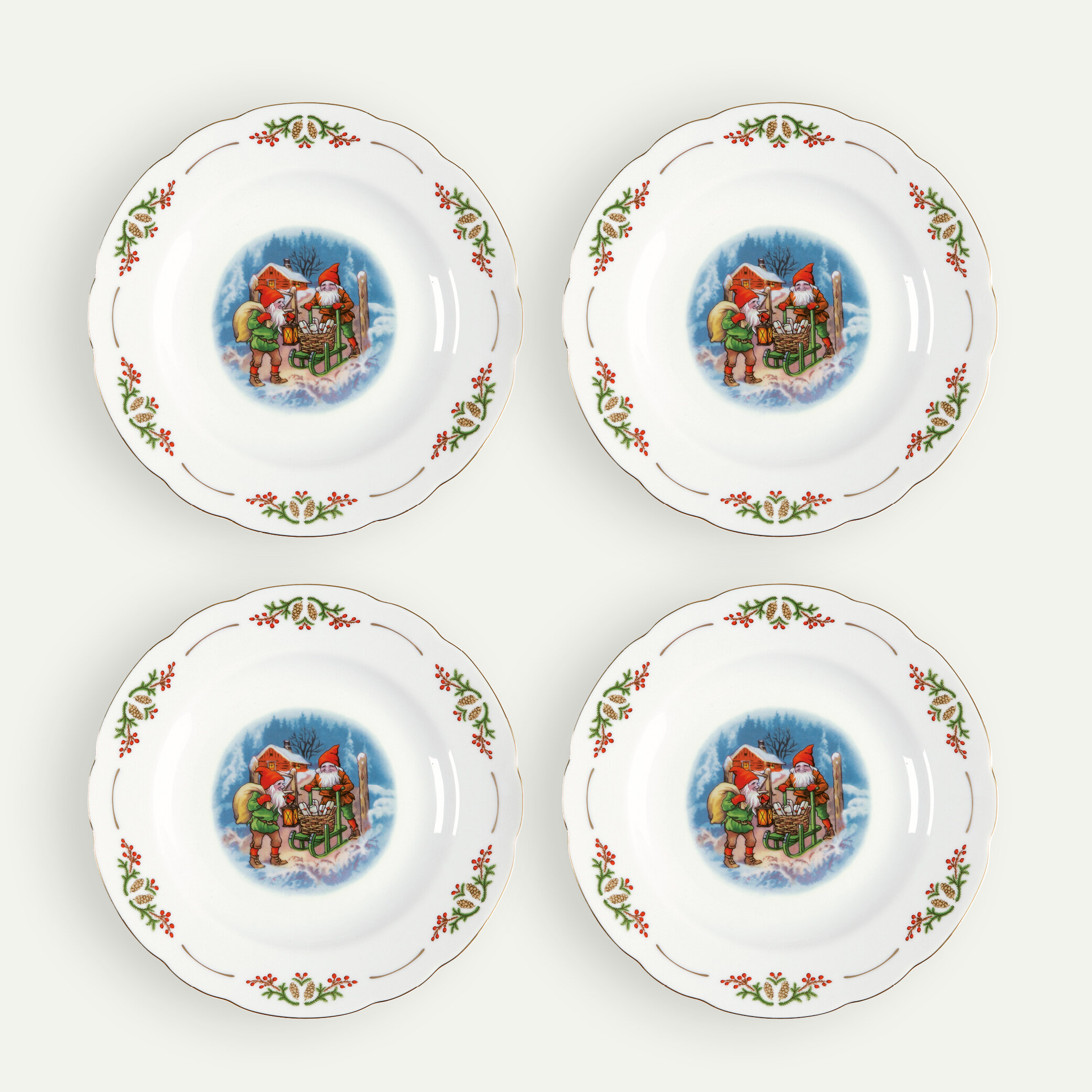 Traditional Christmas Plate, 26 cm, 4-pack