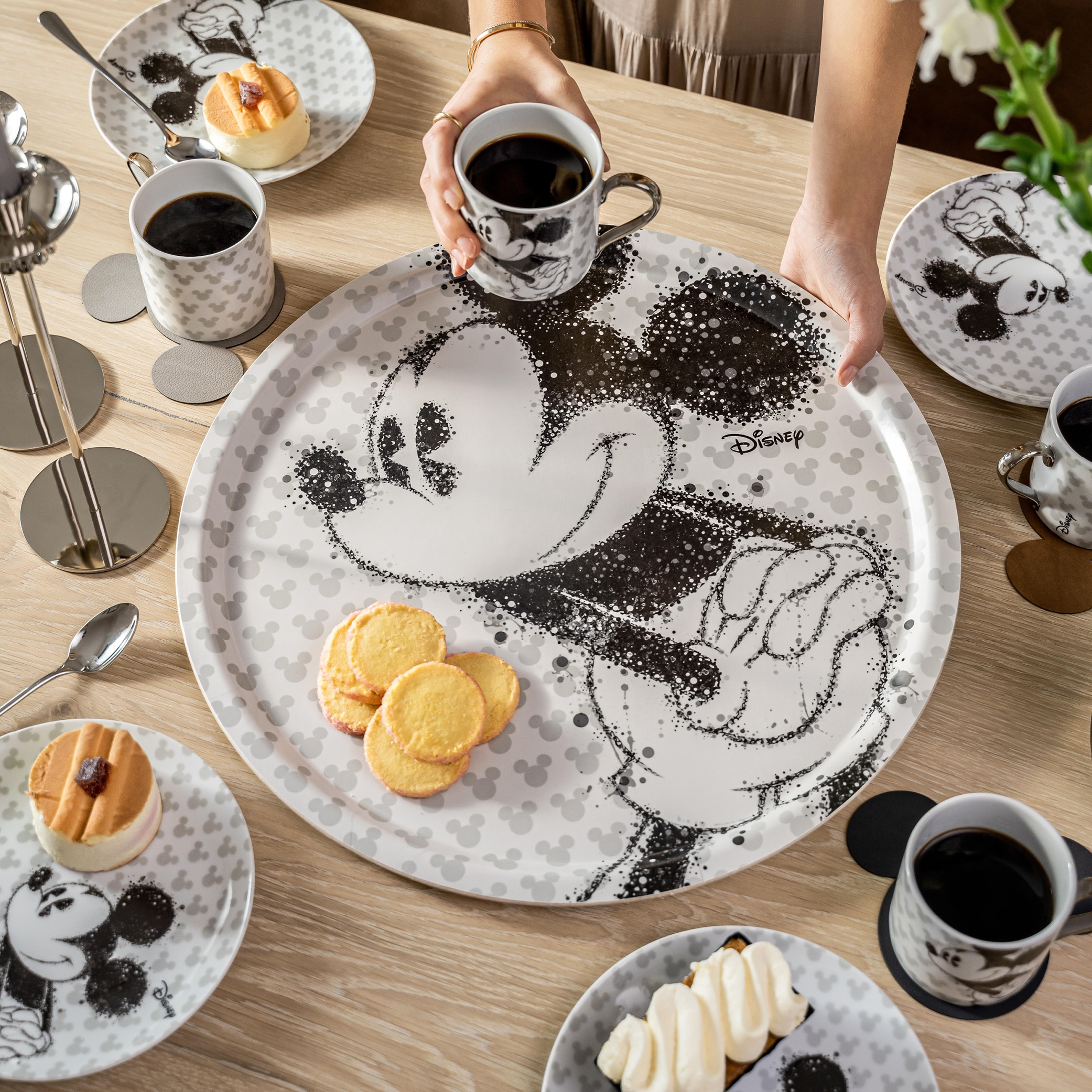 Disney Mickey Mouse Tray 46 cm